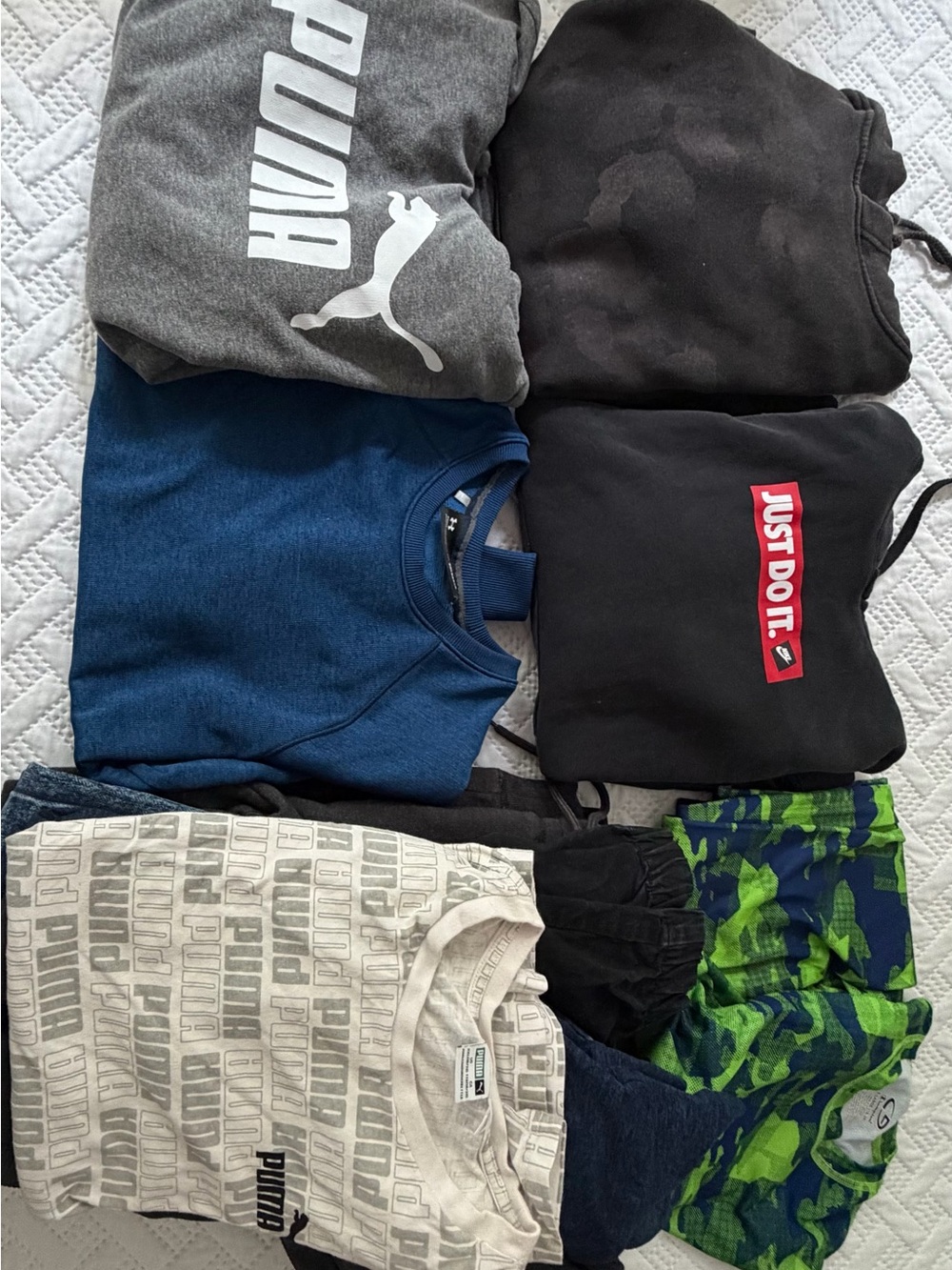 Men XS 16 Piece Lot Brand Name Fall Winter Back to School Clothing Bundle
